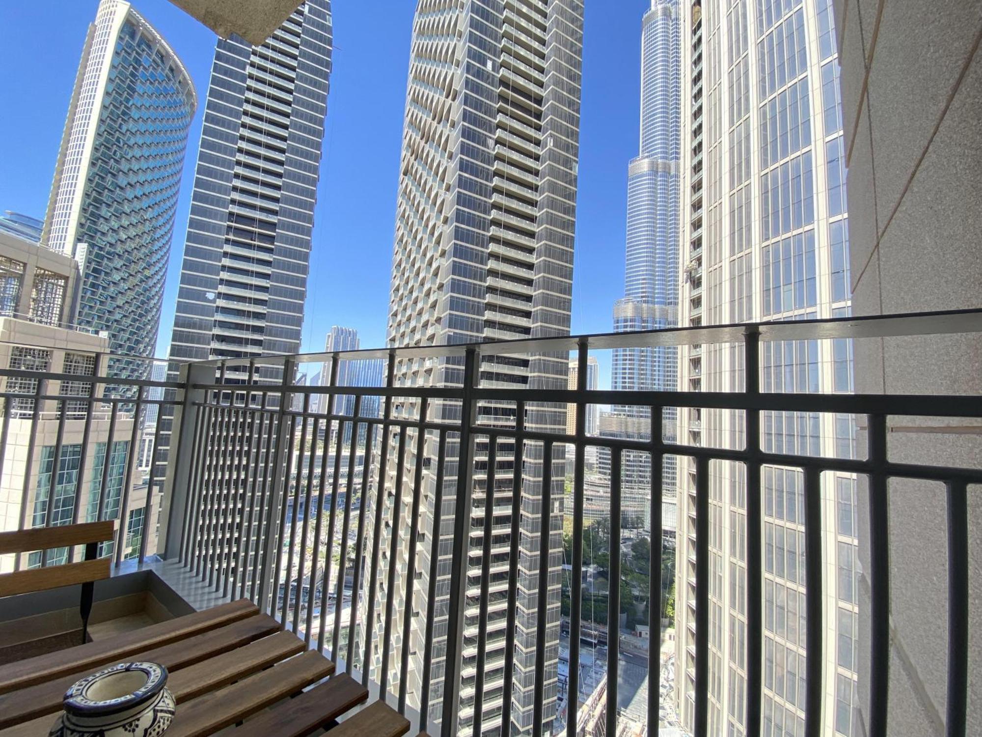 Lux Bnb Standpoint Tower Burj & Fountain Views Dubai Eksteriør bilde
