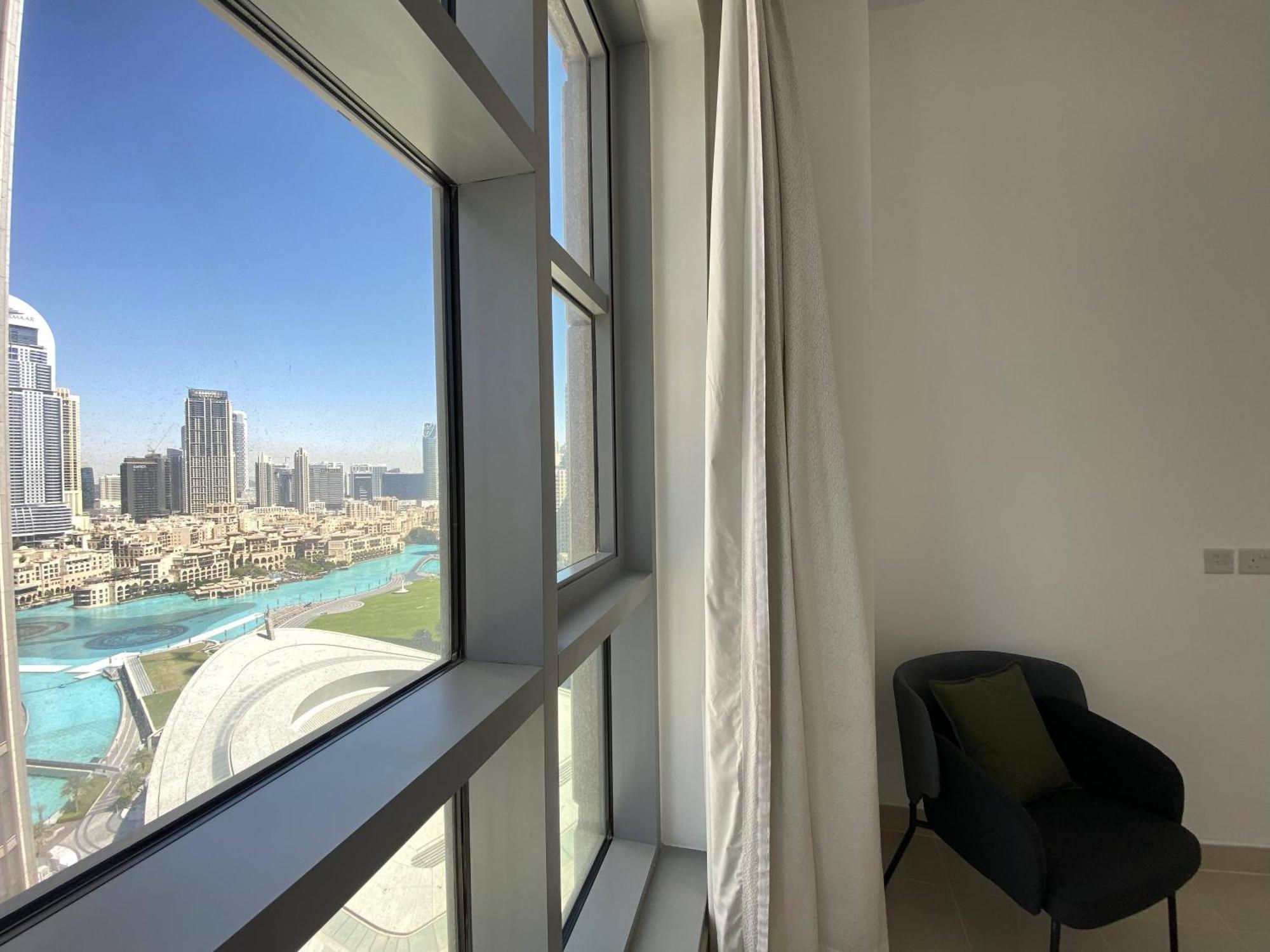 Lux Bnb Standpoint Tower Burj & Fountain Views Dubai Eksteriør bilde